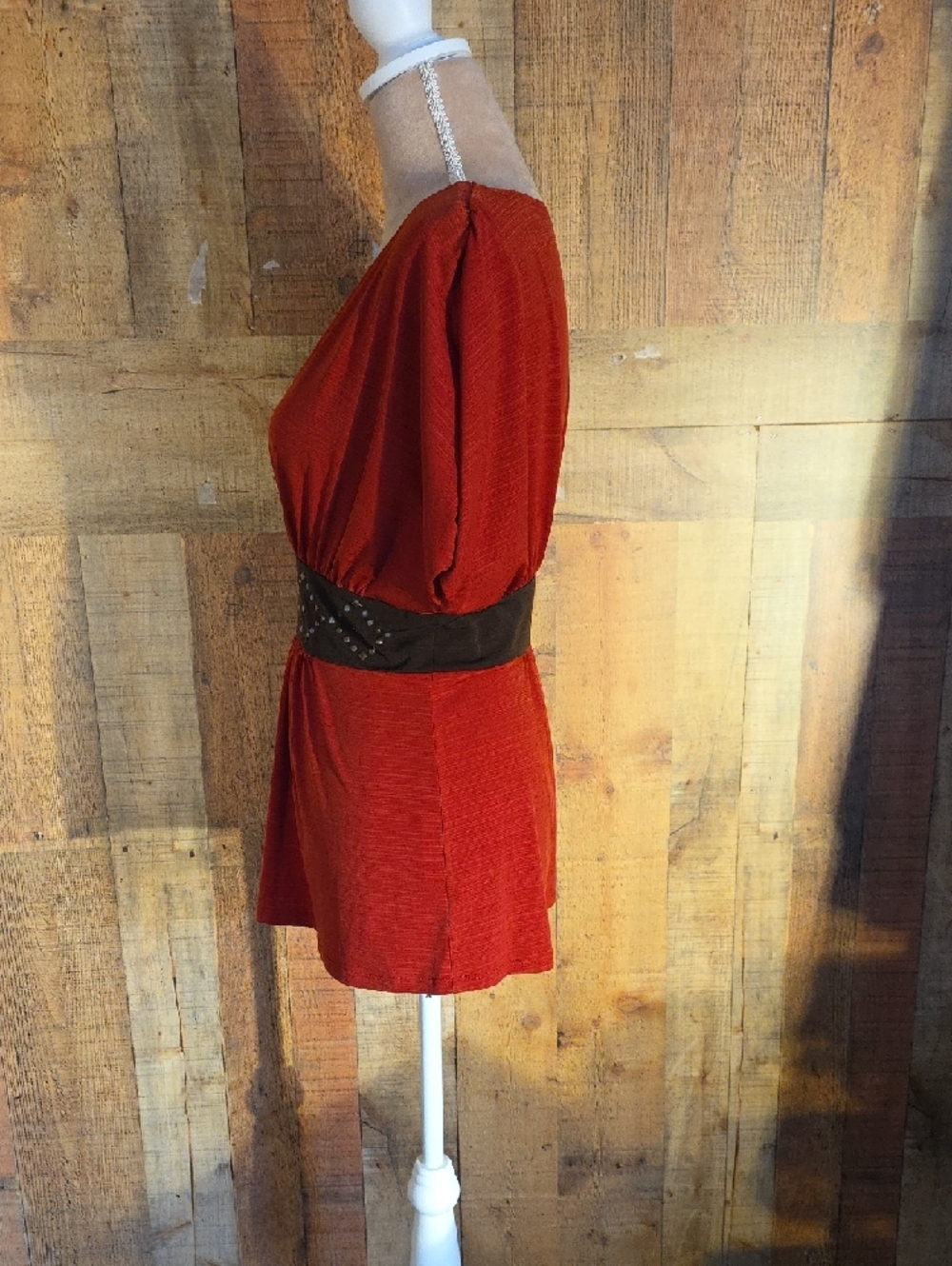AB Studio Brick Orange V‑Neck Ruched Waist Tunic Top - Picture 5 of 9